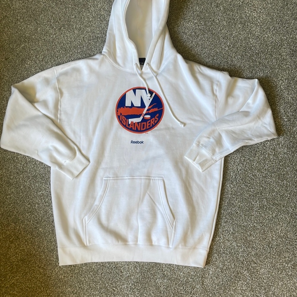 NY Islanders hoodie